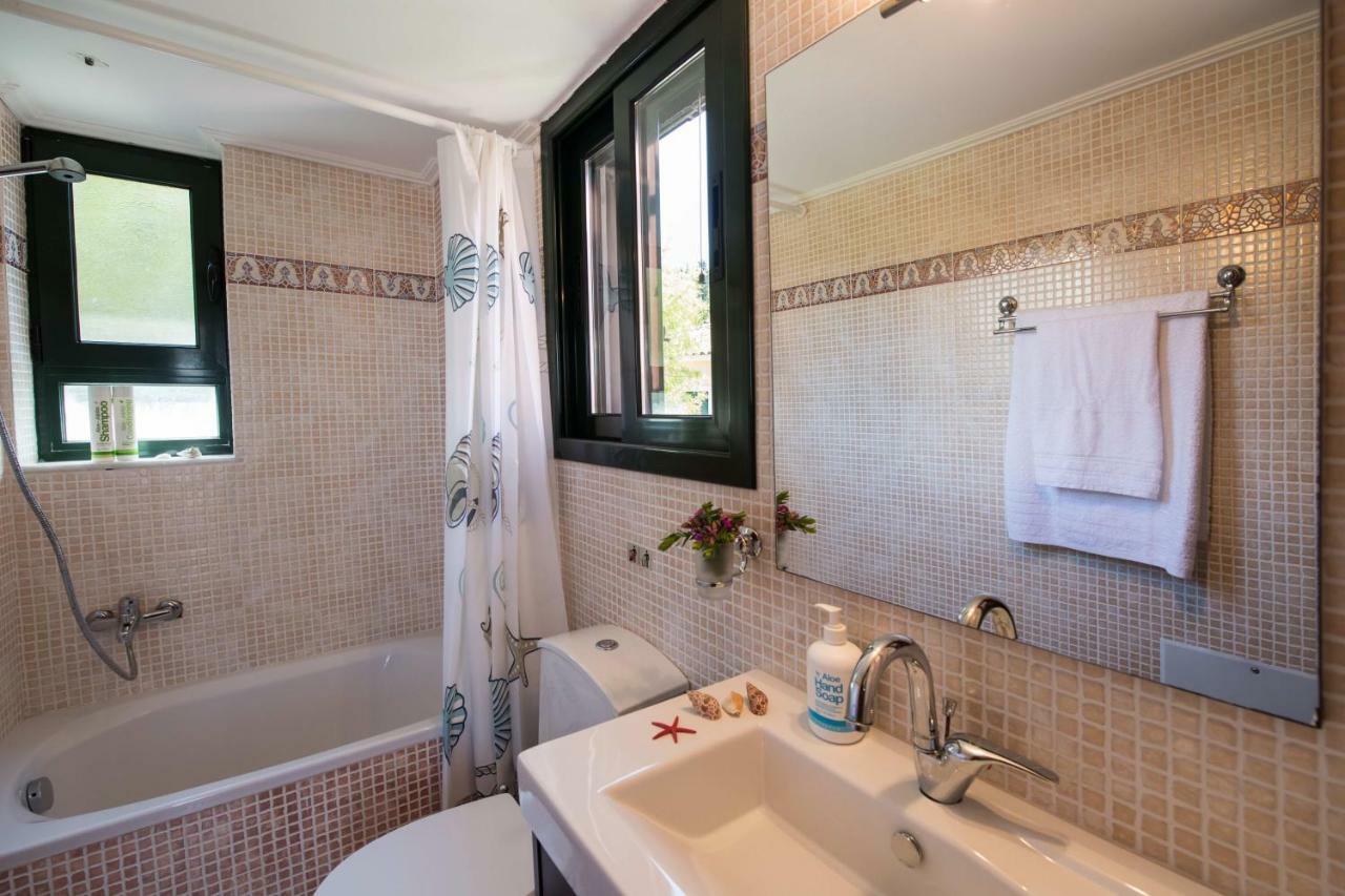 Aloe Villa Apolpaina エクステリア 写真